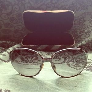 Women’s Burberry Sunglasses; Authentic